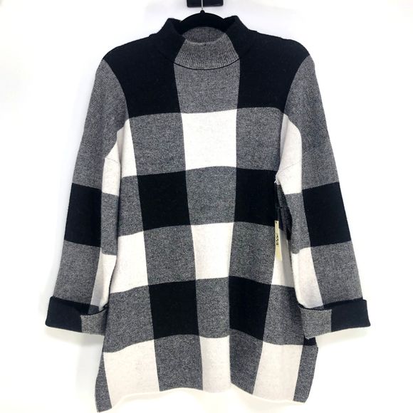 max studio sweater